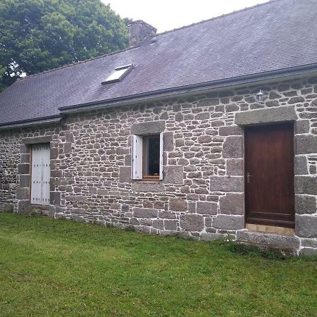 Le Botcol Villa Plouguernevel Exterior photo