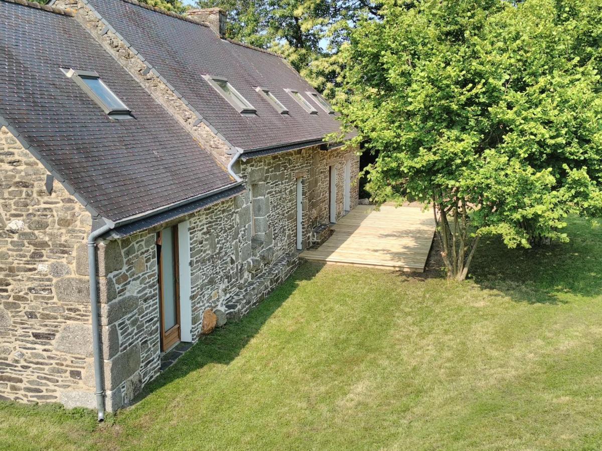 Le Botcol Villa Plouguernevel Exterior photo